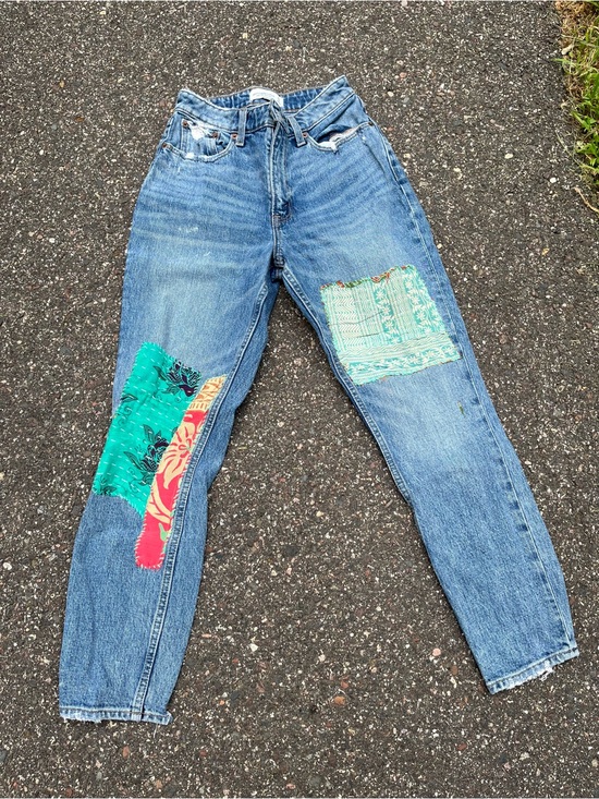 Abercrombie & Fitch Denim - Abercrombie & Fitch Blue Straight-Leg Jeans with Green and Red Patchwork